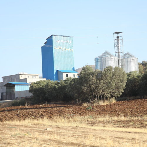 Flat bottom silos